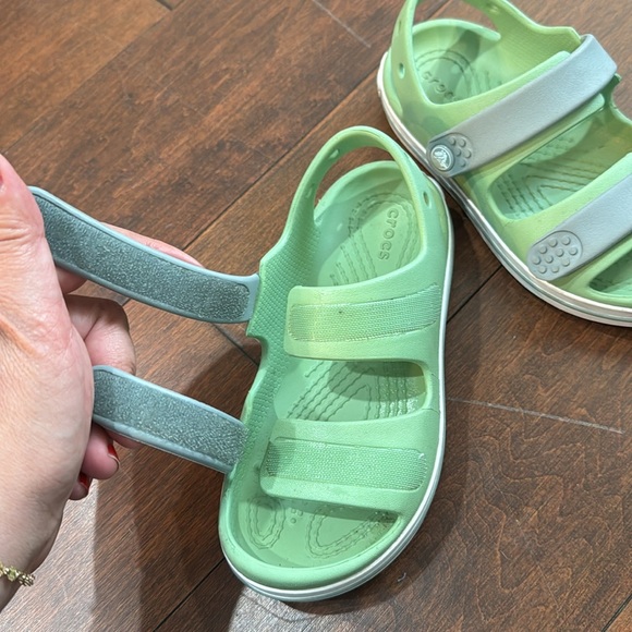 Crocs Sandals Velcro 11c - Picture 10 of 10